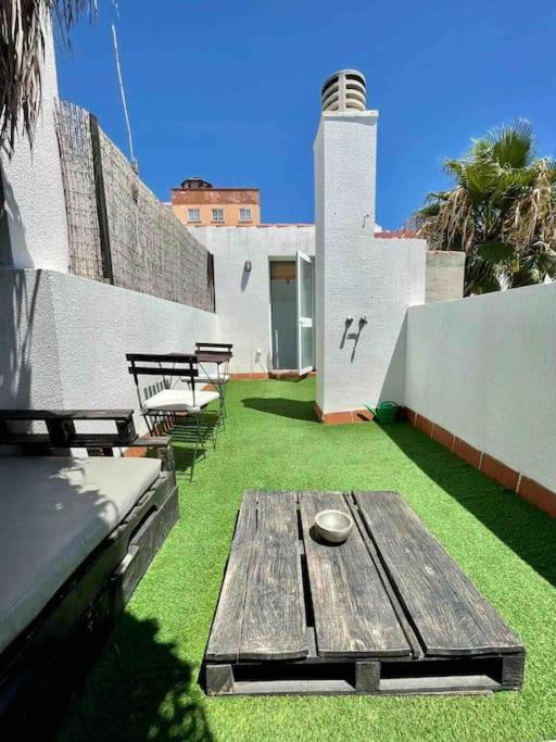 The Black Rose Rooftop Center *